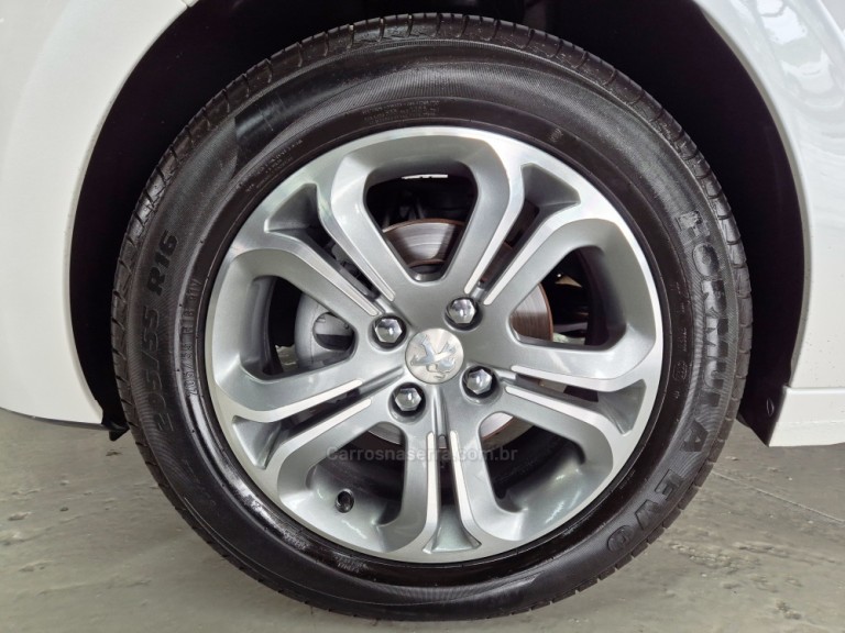 PEUGEOT - 208 - 2016 - Branca