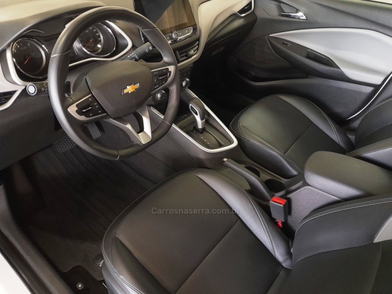 CHEVROLET - ONIX - 2022 - Branca
