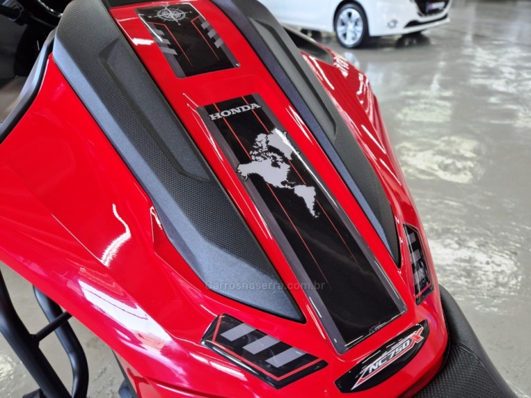 HONDA - NC 750X - 2025 - Vermelha