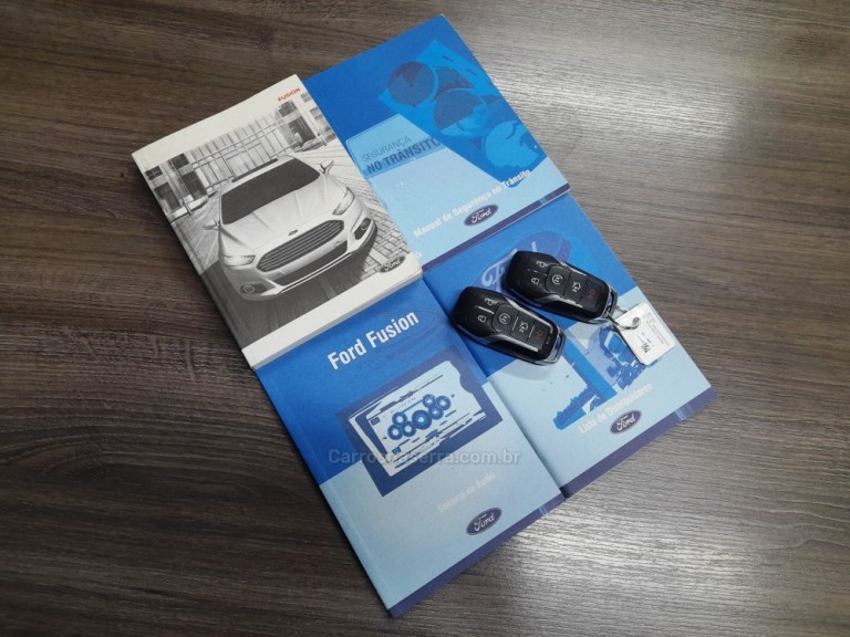 FORD - FUSION - 2015 - Prata