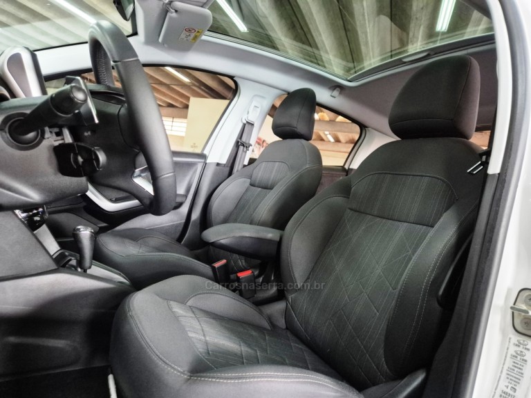 PEUGEOT - 208 - 2016 - Branca