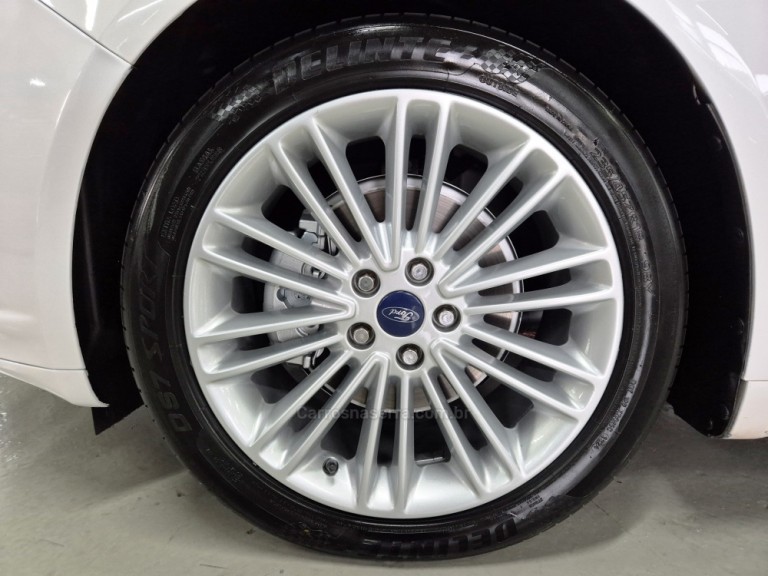 FORD - FUSION - 2015 - Branca