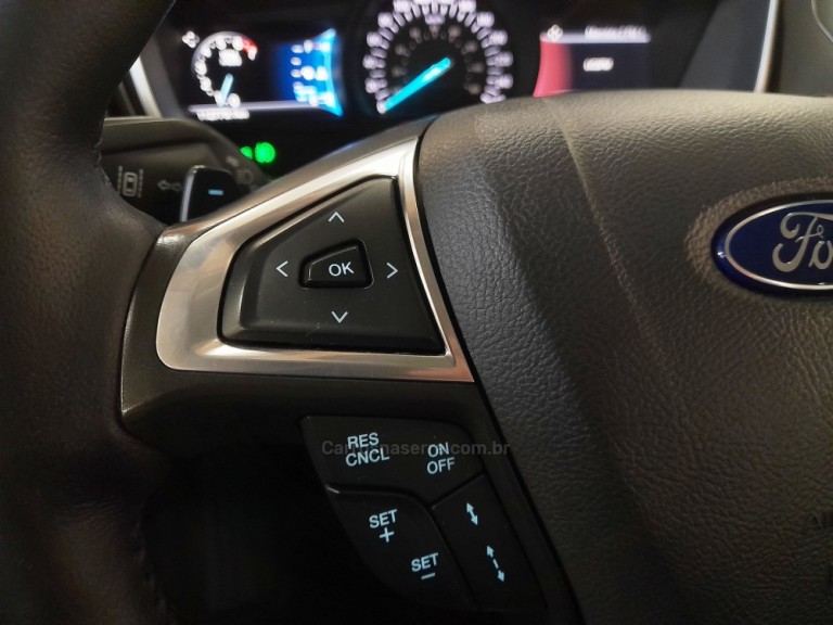 FORD - FUSION - 2016 - Branca