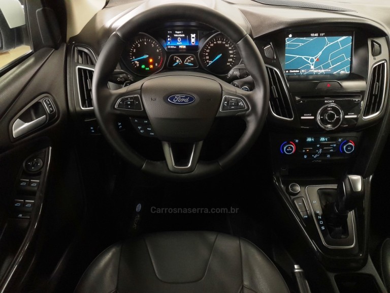 FORD - FOCUS - 2018 - Branca