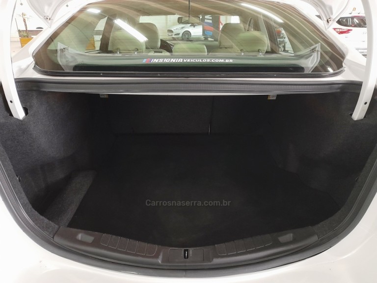 FORD - FUSION - 2016 - Branca