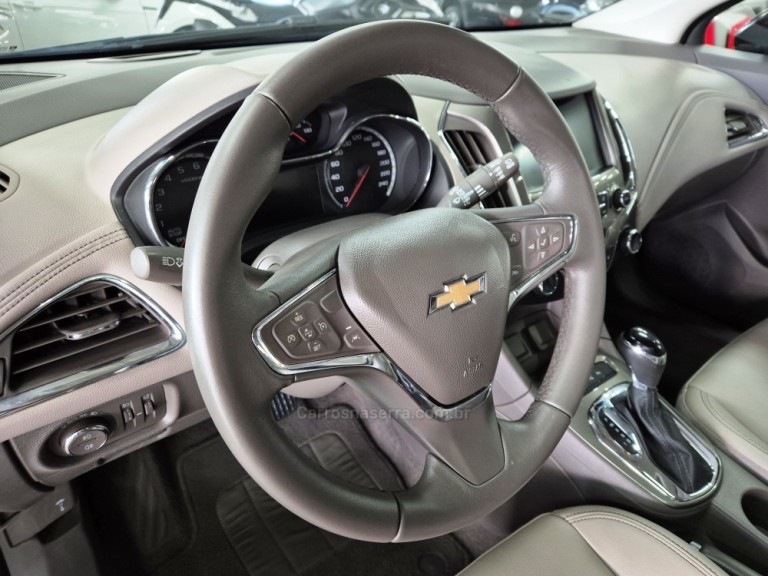 CHEVROLET - CRUZE - 2018 - Vermelha