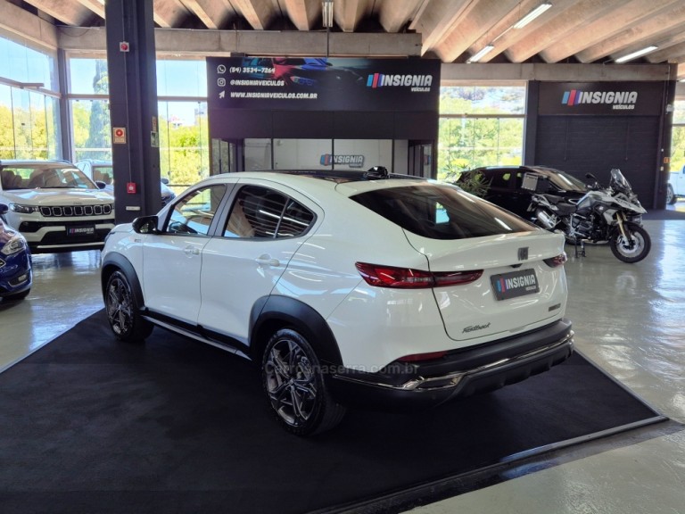 FIAT - FASTBACK - 2023 - Branca