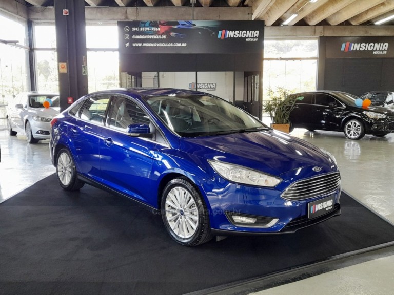 FORD - FOCUS - 2016 - Azul