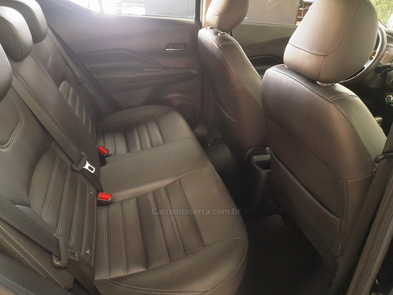 NISSAN - KICKS - 2022 - Preta