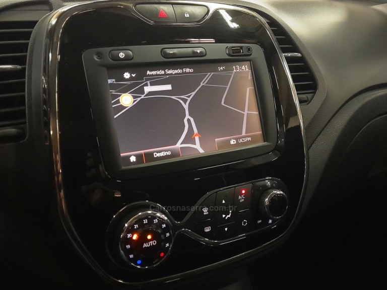 RENAULT - CAPTUR - 2019 - Vermelha
