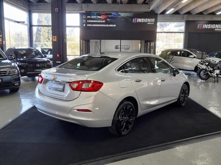 CHEVROLET - CRUZE - 2017 - Prata
