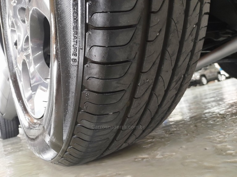 JEEP - RENEGADE - 2016 - Vermelha