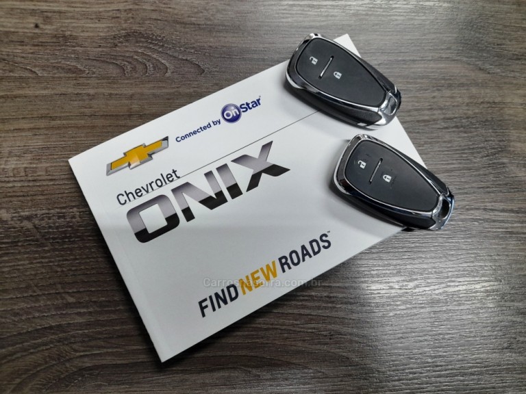 CHEVROLET - ONIX - 2022 - Branca