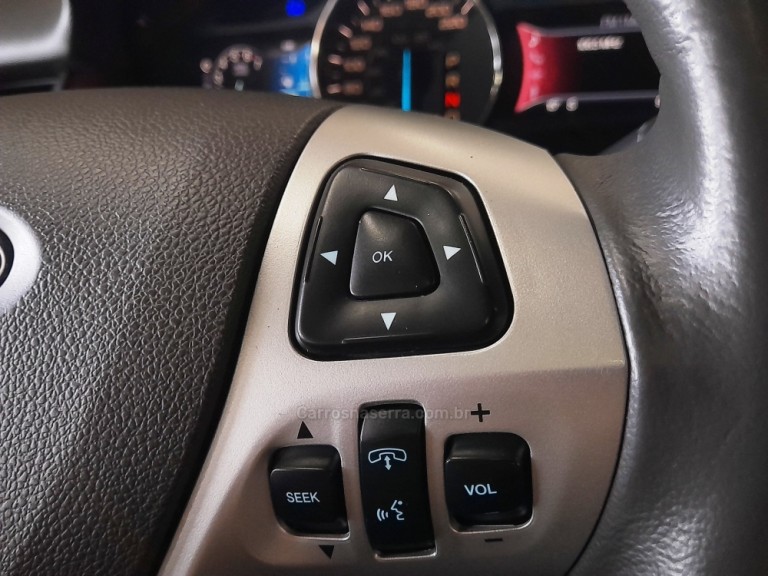 FORD - EDGE - 2013 - Preta