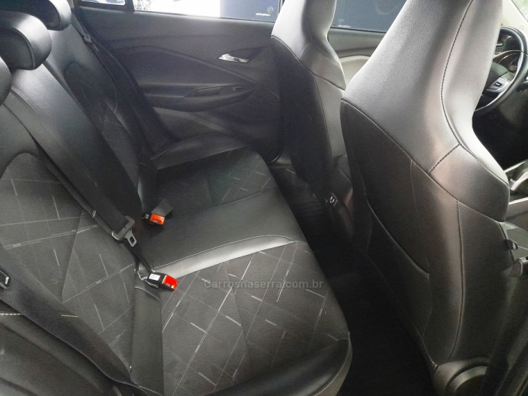 CHEVROLET - ONIX - 2020 - Azul