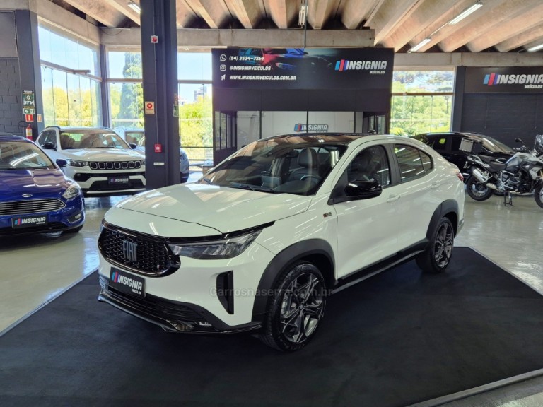 FIAT - FASTBACK - 2023 - Branca