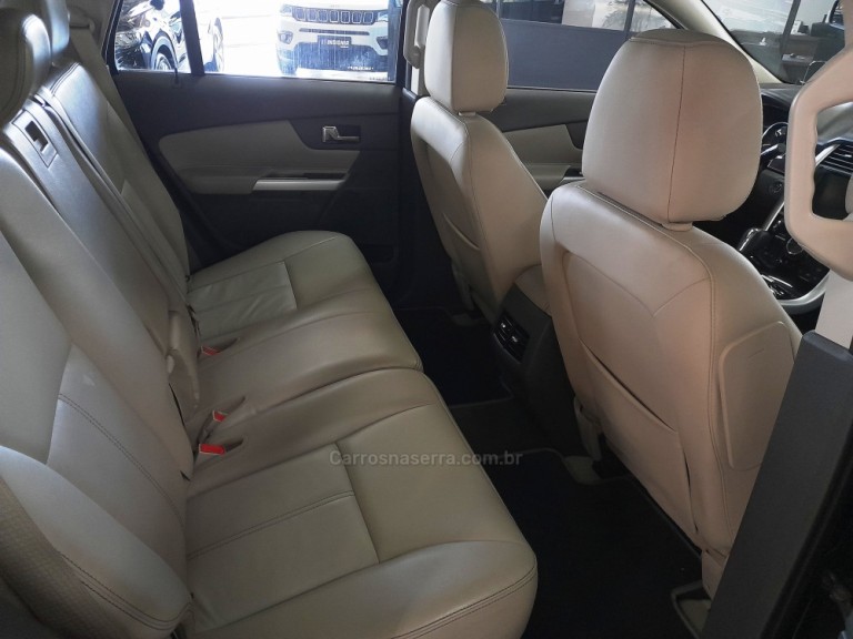 FORD - EDGE - 2013 - Preta