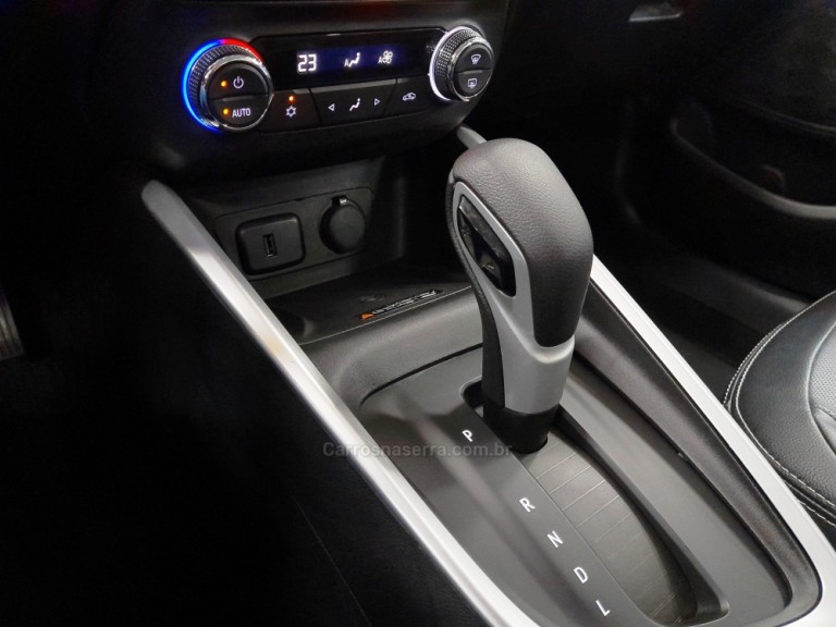 CHEVROLET - ONIX - 2022 - Branca
