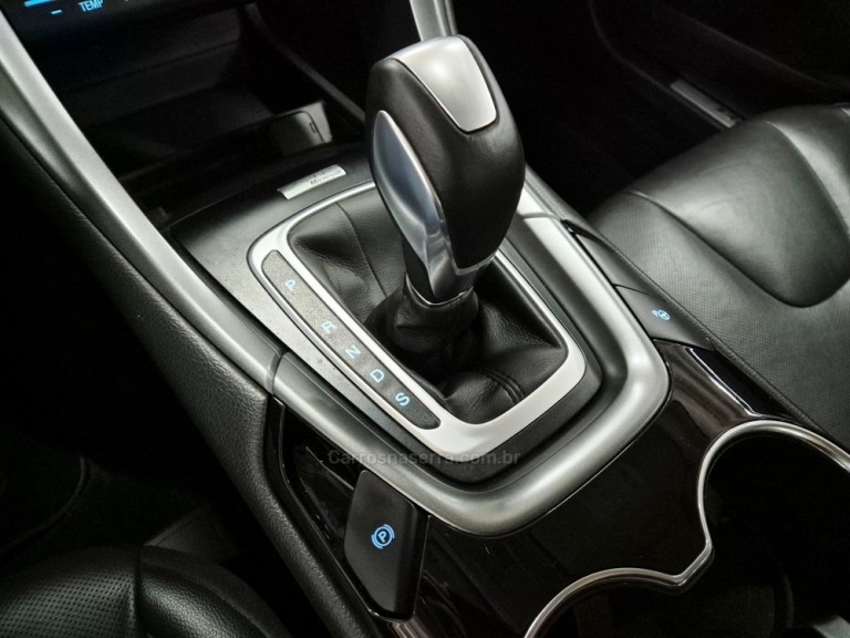 FORD - FUSION - 2014 - Branca