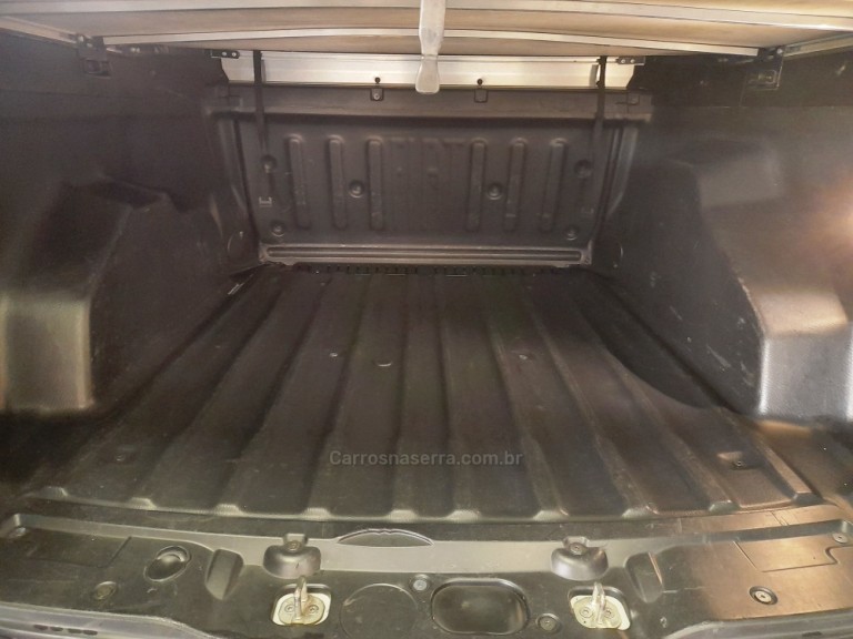 FIAT - TORO - 2022 - Branca