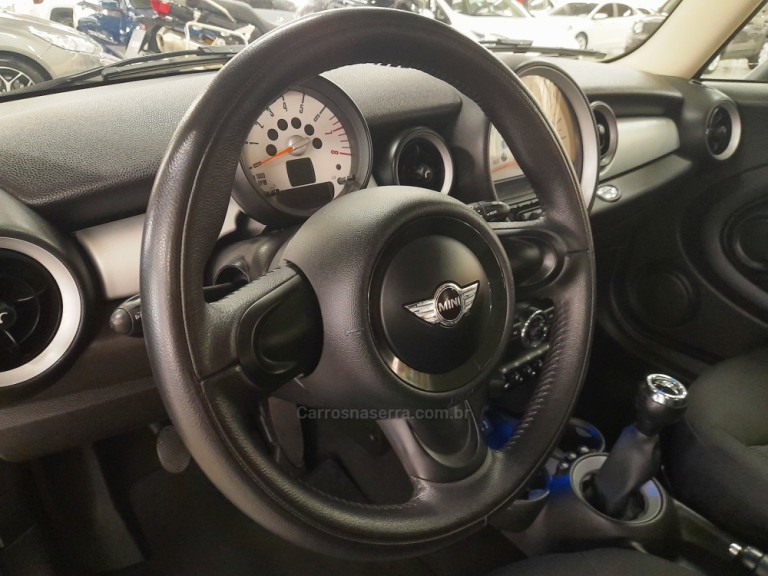 MINI - ONE - 2013 - Verde