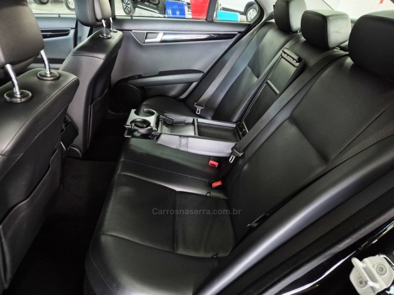 MERCEDES-BENZ - C 180 - 2012 - Preta
