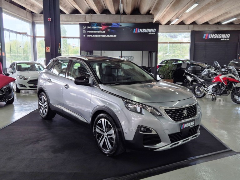 PEUGEOT - 3008 - 2019 - Prata