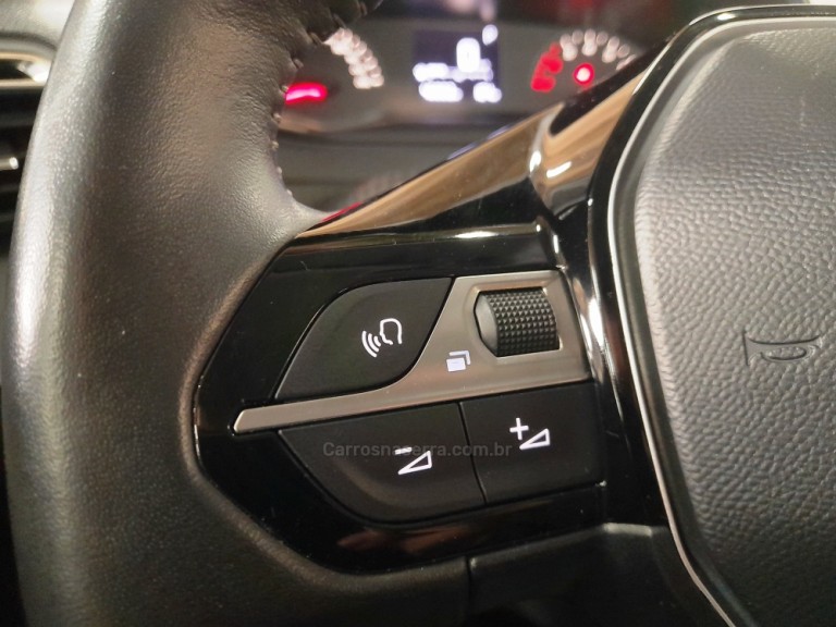 PEUGEOT - 208 - 2022 - Prata
