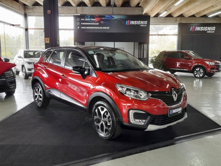 RENAULT - CAPTUR - 2019 - Vermelha