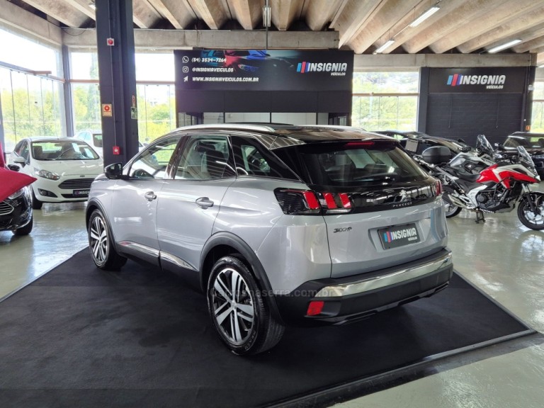 PEUGEOT - 3008 - 2019 - Prata