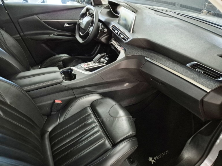 PEUGEOT - 3008 - 2019 - Prata