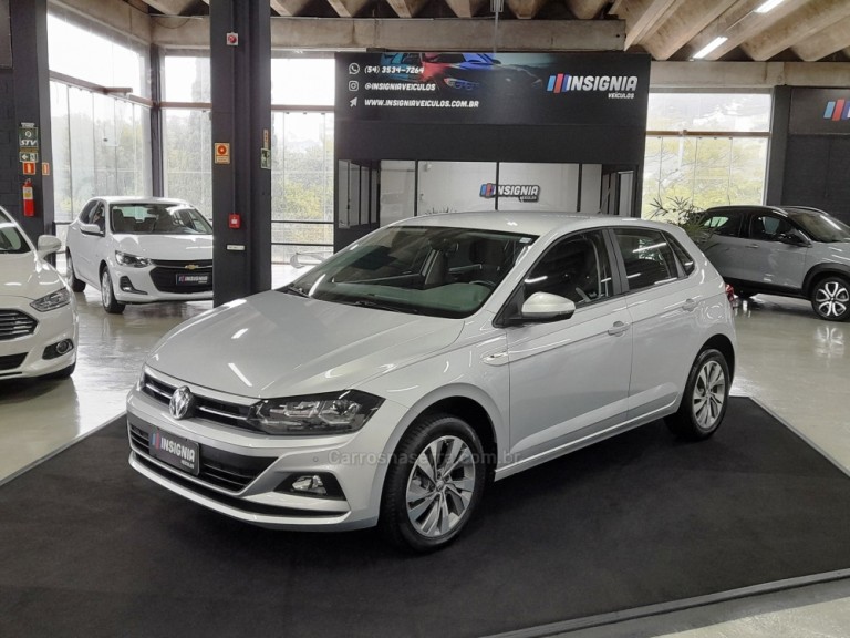 VOLKSWAGEN - POLO - 2018 - Prata