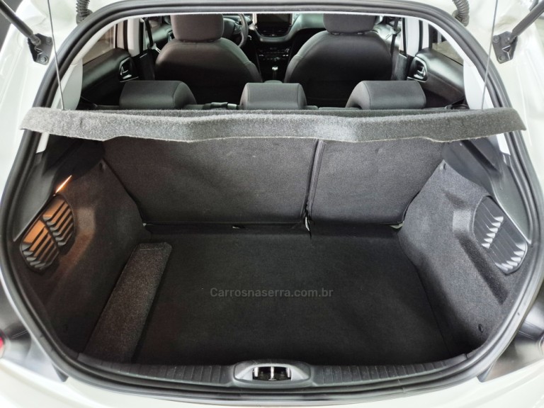 PEUGEOT - 208 - 2016 - Branca