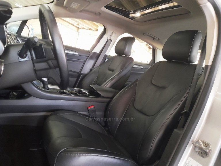 FORD - FUSION - 2015 - Prata