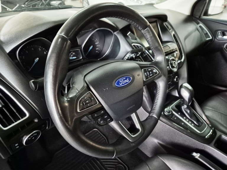 FORD - FOCUS - 2016 - Azul