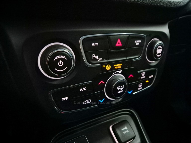 JEEP - COMPASS - 2018 - Vermelha