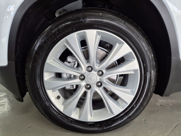 CHEVROLET - TRACKER - 2018 - Branca