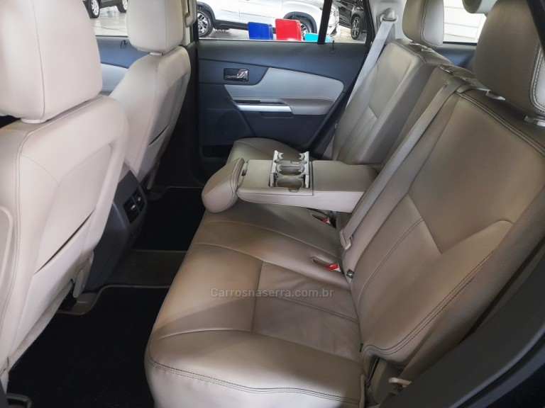 FORD - EDGE - 2013 - Preta