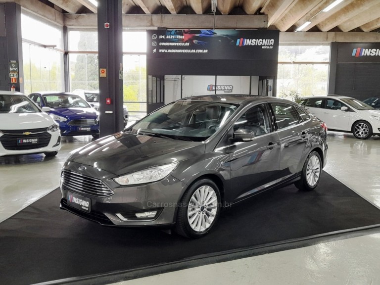 FORD - FOCUS - 2016 - Cinza