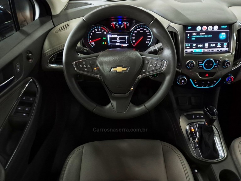 CHEVROLET - CRUZE - 2018 - Vermelha