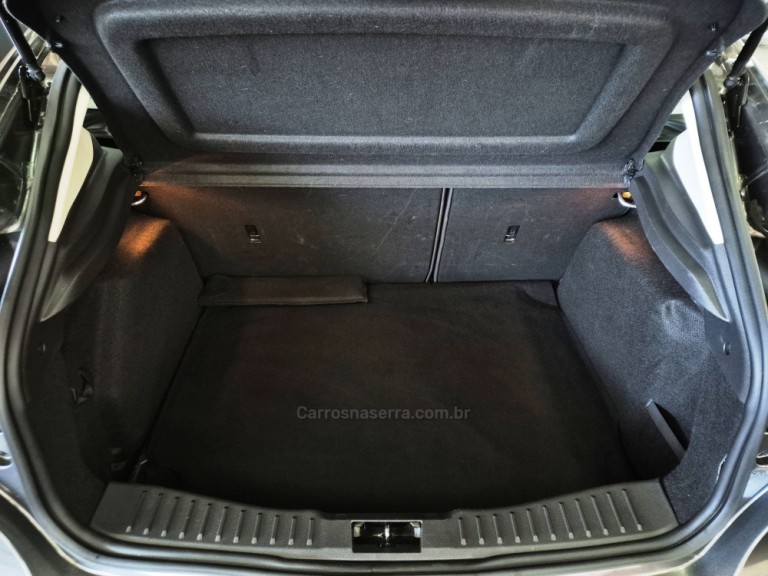 FORD - FOCUS - 2019 - Cinza