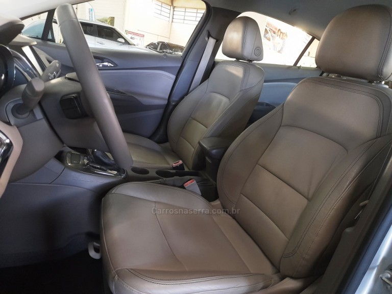 CHEVROLET - CRUZE - 2017 - Prata