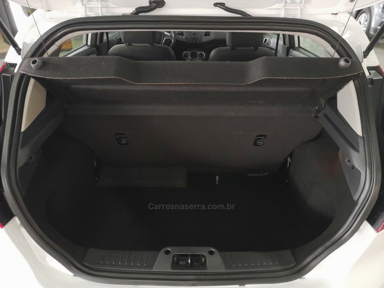 FORD - FIESTA - 2016 - Branca