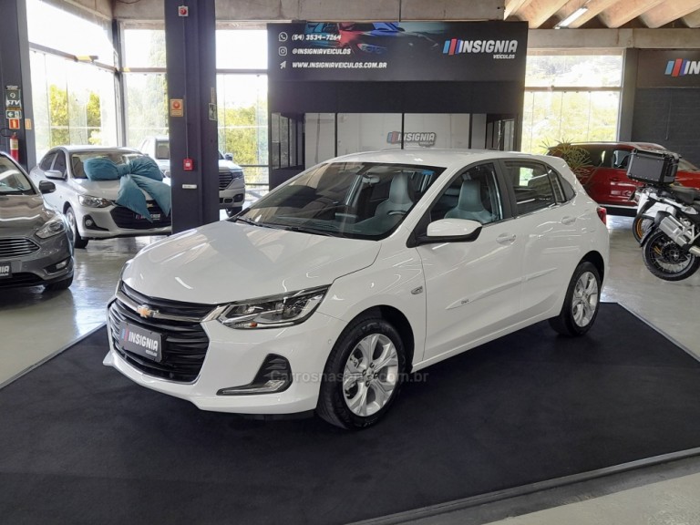CHEVROLET - ONIX - 2022 - Branca