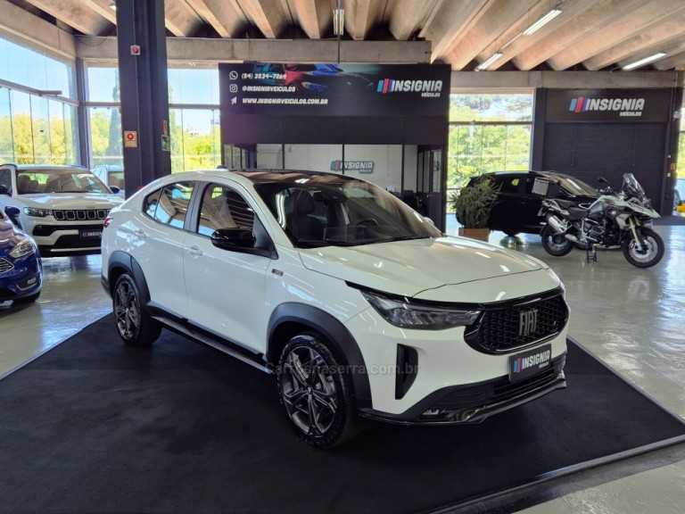 FIAT - FASTBACK - 2023 - Branca