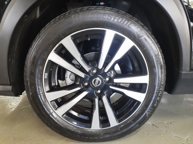 NISSAN - KICKS - 2022 - Preta