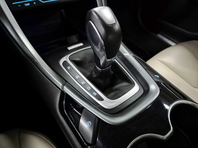 FORD - FUSION - 2015 - Branca