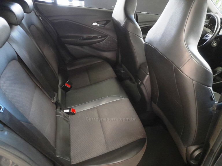 CHEVROLET - ONIX - 2024 - Cinza