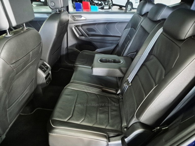 VOLKSWAGEN - TIGUAN - 2024 - Azul