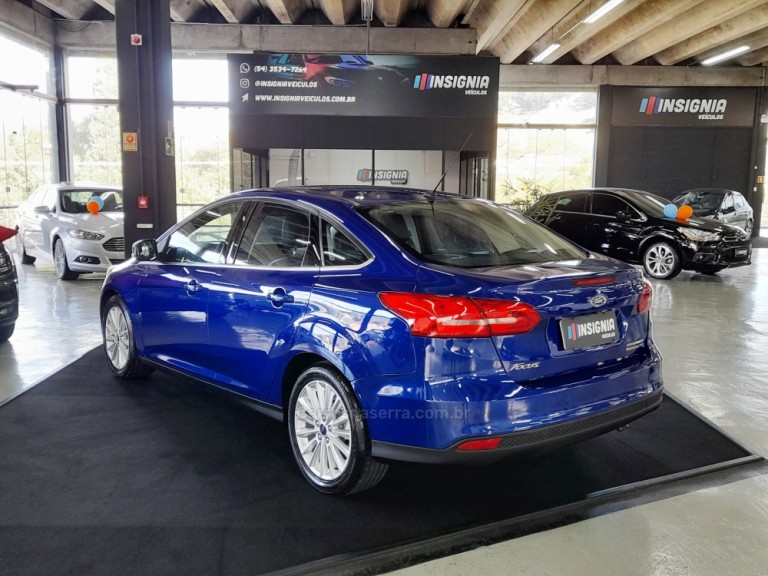 FORD - FOCUS - 2016 - Azul